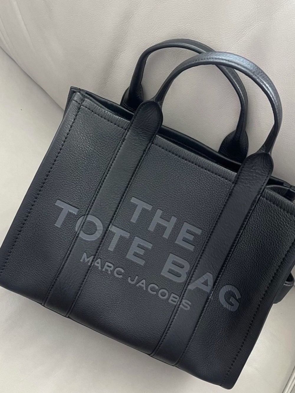 Marc Jacobs Black 'The Tote Bag' Leather Tote EUC